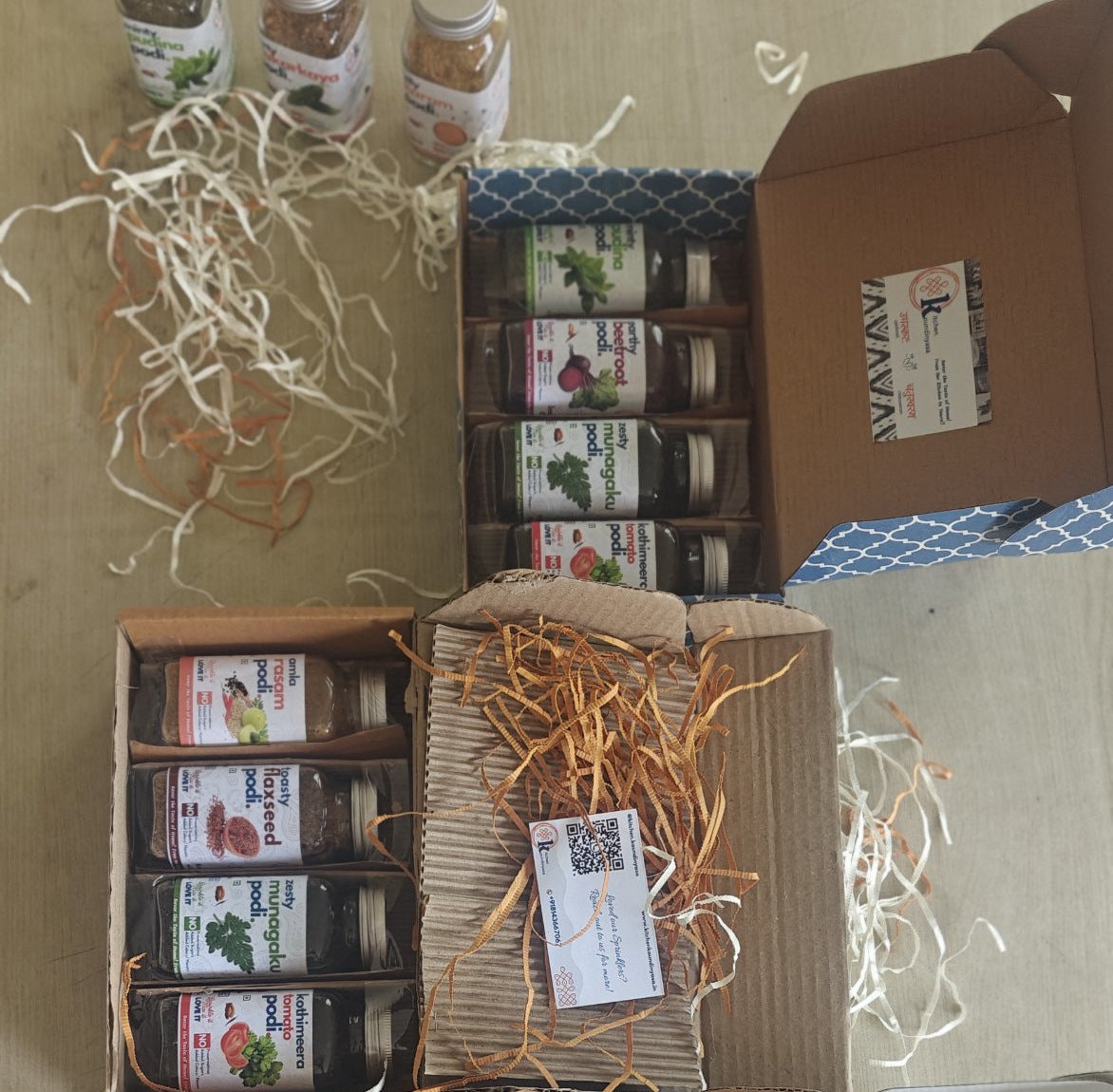 Festive Gift Hamper – Any 4 Podis